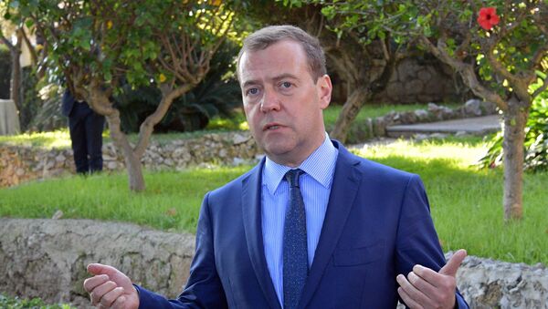 Премијер Русије Дмитриј Медведев на конференцији о Либији у Палерму - Sputnik Србија