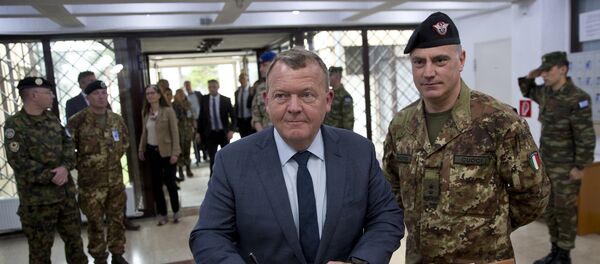 Салватор Куочи поред премијера Данске Салватор Куочи поред премијера Данске - Sputnik Србија