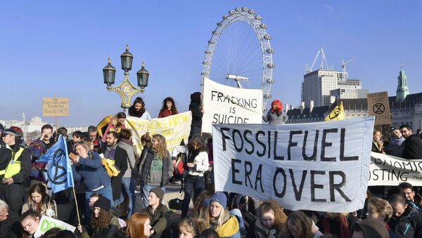 Protest protiv klimatskih promena u Londonu - Sputnik Srbija