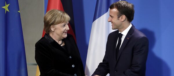 Ангела Меркел и Емануел Макрон - Sputnik Србија