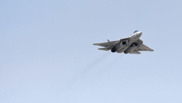 Višenamenski lovac Su-57 na probi vazdušnog dela Parade pobede u Moskvi - Sputnik Srbija