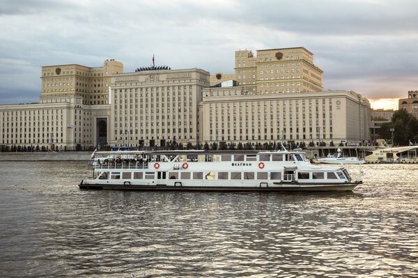 Поглед на велепна здања Москве са реке. - Sputnik Србија