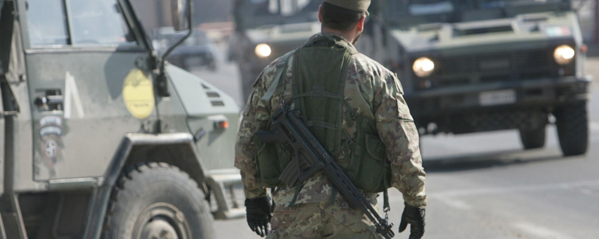 Припадници Кфора у Приштини - архивска фотографија. - Sputnik Србија, 1920, 14.08.2025