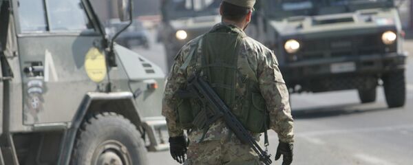 Pripadnici italijanskog KFOR-a u Prištini - Sputnik Srbija