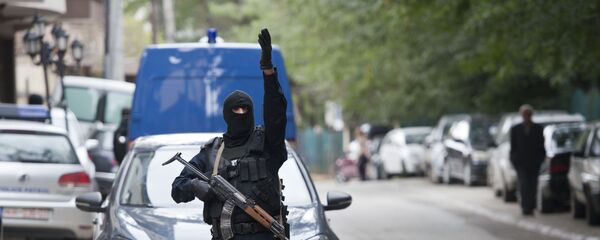 Pripadnik ROSU u Prištini - Sputnik Srbija