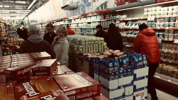 Roba široke potrošnje iz Srbije se i dalje nalazi u prodaji na KiM  - Sputnik Srbija