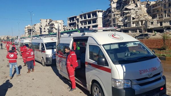 Возила хитне помоћи у источном Алепу - Sputnik Србија