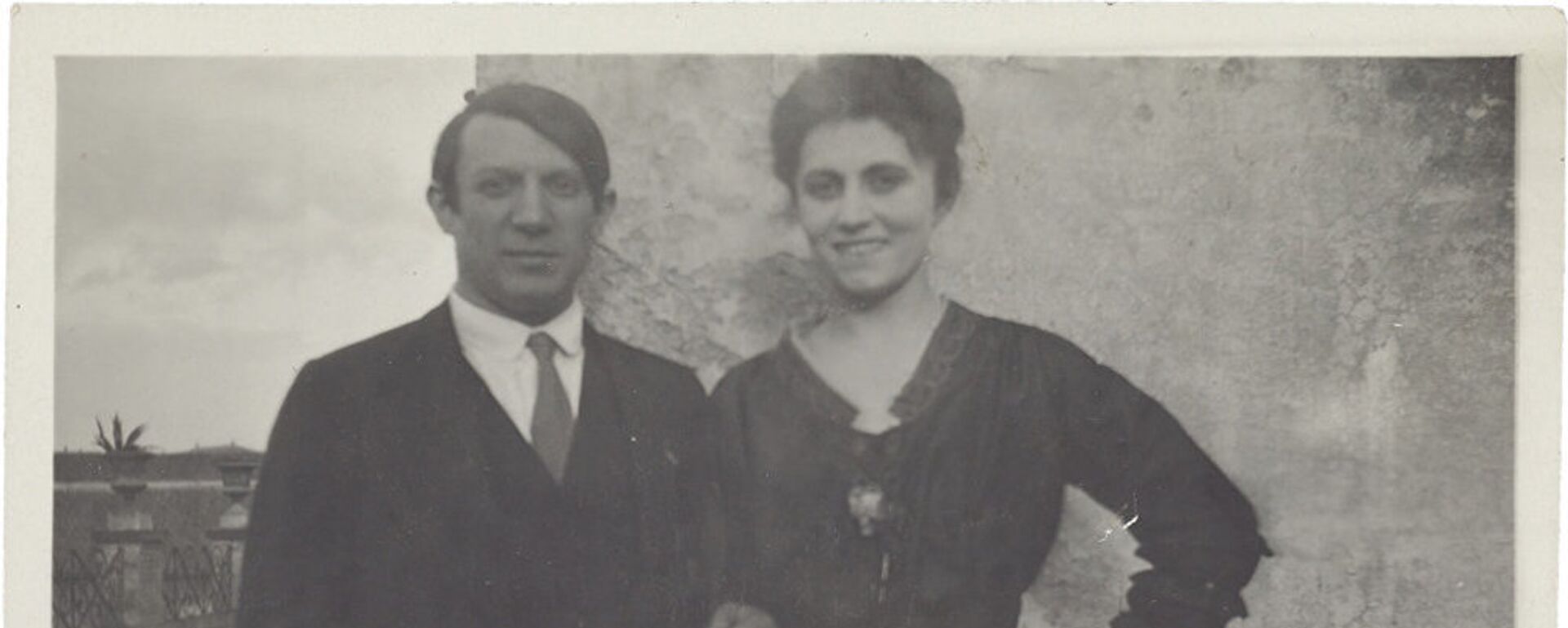 Пабло Пикасо и Олга Хохлова - Sputnik Србија, 1920, 27.11.2018