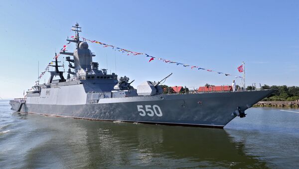 Korveta Steregušči na morskoj paradi za Dan mornarice Rusije - Sputnik Srbija