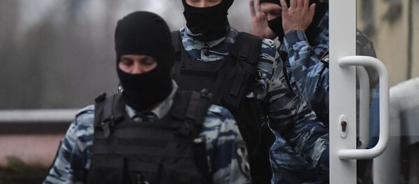 Руска полиција испред суда у Симферопољу - Sputnik Србија