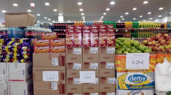 Napeto na severu KiM: Mleka nema, nestaće i hleba Napeto na severu KiM: Mleka nema, nestaće i hleba - Sputnik Srbija