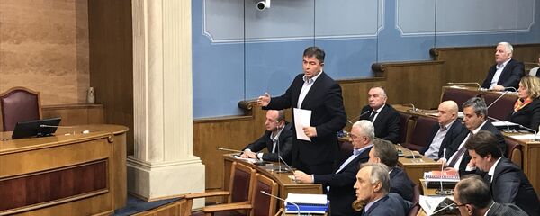 Nebojša Medojević u Skupštini Crne Gore Nebojša Medojević u Skupštini Crne Gore - Sputnik Srbija