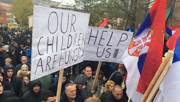 Протест у Косовској Митровици - Sputnik Србија