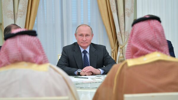 Putin na sastanku s naslednim princom Saudijske Arabije Muhamedom bin Salmanom - Sputnik Srbija