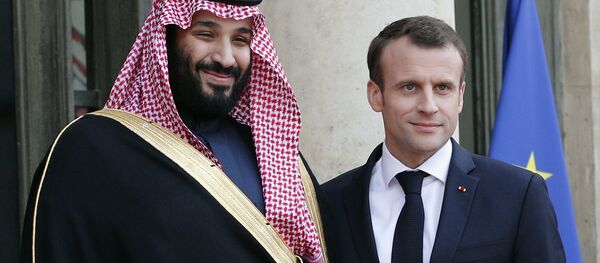 Emanuel Makron i Mohamed bin Salman - Sputnik Srbija