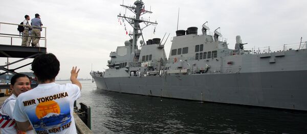 Амерички разарач Макамбел у луци Јокосука јужно од Токија - Sputnik Србија