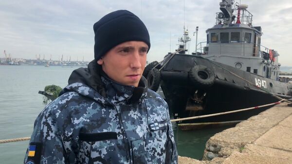 Jedan od ukrajinskih mornara koji je učestvovao u incidentu u Kerčkom moreuzu - Sputnik Srbija