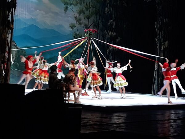 Ruski državni balet na ledu pred punom salom Sava Centra  - Sputnik Srbija