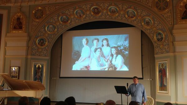 Александар Цуркан говори стихове - Sputnik Србија