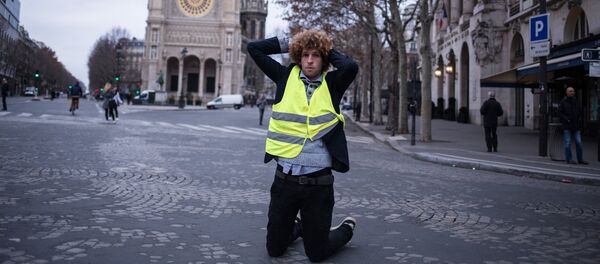 Протести „жутих прслука“ у Паризу - Sputnik Србија