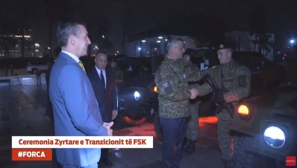 Tači, Haradinaj i Veselji pored američkih hamera - Sputnik Srbija