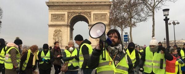 Protest žutih prsluka u Parizu - Sputnik Srbija
