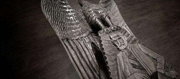 Gusle sa likom Petra II Petrovića Njegoša Gusle sa likom Petra II Petrovića Njegoša - Sputnik Srbija