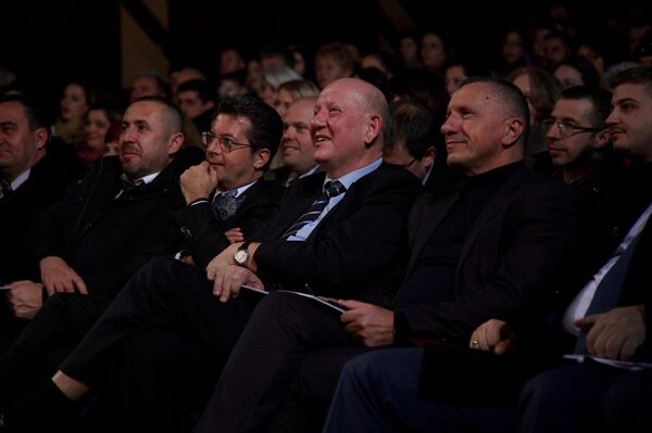 Албанска и српска деца са југа Србије поручила да желе да живе заједно (фото, видео) Албанска и српска деца са југа Србије поручила да желе да живе заједно (фото, видео) - Sputnik Србија