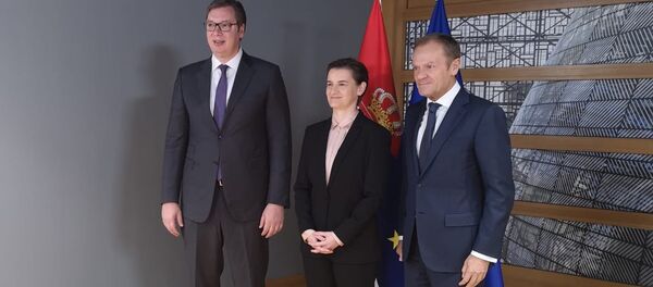 Александар Вучић и Ана Брнабић са Доналдом Туском у Бриселу Александар Вучић и Ана Брнабић са Доналдом Туском у Бриселу - Sputnik Србија