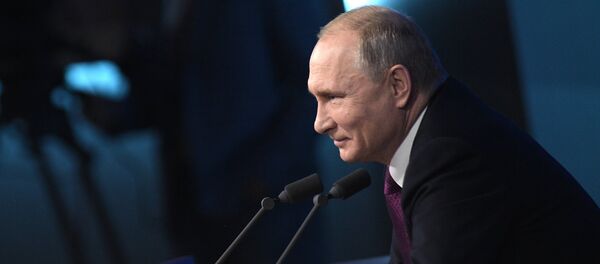 Годишња велика конференција за штампу председника Русије Владимирa Путинa Годишња велика конференција за штампу председника Русије Владимирa Путинa - Sputnik Србија