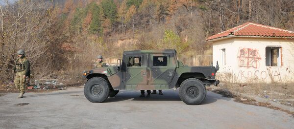Pripadnici KFOR-a u Kosovskoj Mitrovici - Sputnik Srbija