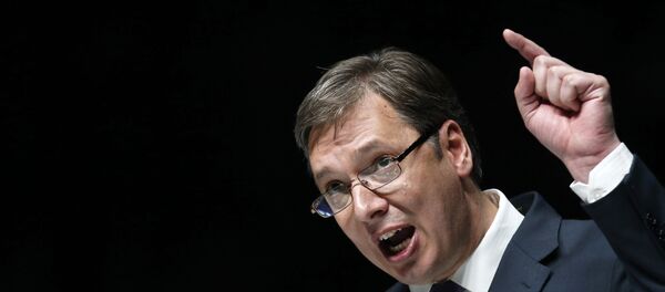 Predsednik Srbije Aleksandar Vučić govori na predizbornom mitingu u Beogradu - Sputnik Srbija