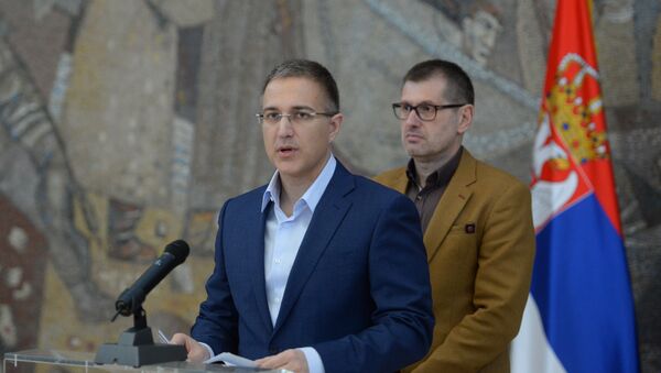 Ministar unutrašnjih poslova Srbije Nebojša Stefanović i direktor policije Vladimir Rebić. - Sputnik Srbija