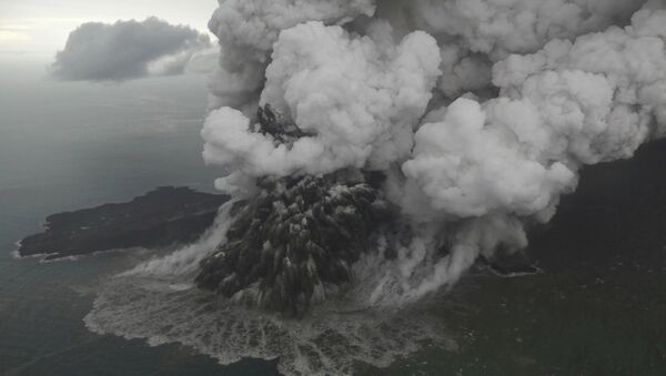 Erupcija vulkana Anak Krakatau - Sputnik Srbija