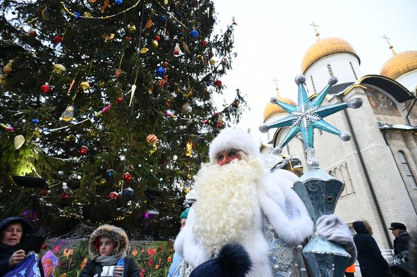 Москва украшена за Нову годину - Sputnik Србија