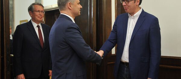 Aleksandar Vučić i Oleg Belozjorov - Sputnik Srbija