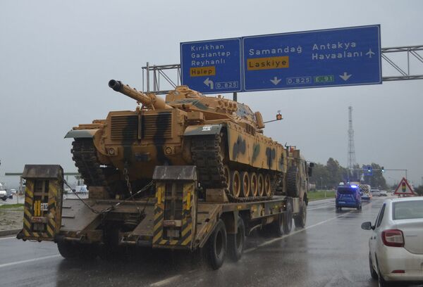 САД попуштају Турској, јер се плаше да је не изгубе САД попуштају Турској, јер се плаше да је не изгубе - Sputnik Србија