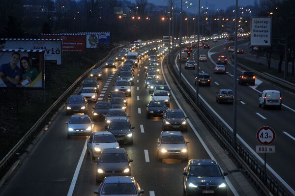 Gužva na autoputu Gužva na autoputu - Sputnik Srbija