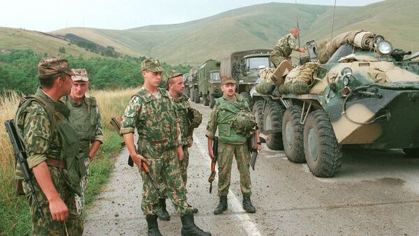 Ruski padobranci u Prištini 1999 godine. - Sputnik Srbija