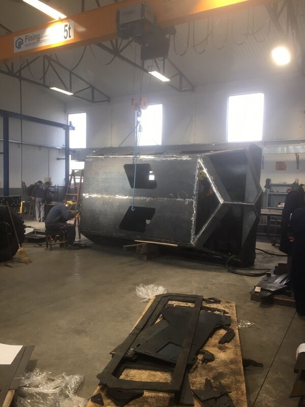 Platforma zadnjih vrata „Despota“ je hidraulična i automatska, što omogućava da timovi brzo reaguju i da su veoma mobilni - Sputnik Srbija