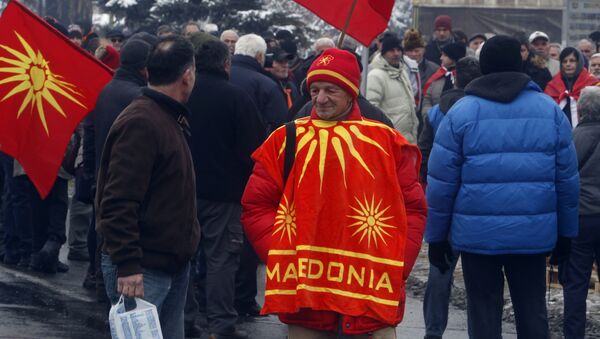 Protest ispred Sobranja zbog promena imena Makedonije - Sputnik Srbija
