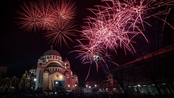 Ватромет на платоу испред Храма Светог Саве у Београду - Sputnik Србија
