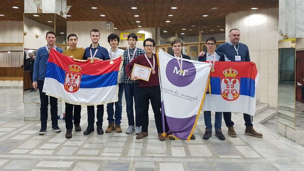 Učenici Matematičke gimnazije, šampioni Olimpijade u Almati - Sputnik Srbija