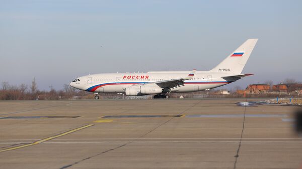 Руски председнички авион по слетању на аеродром Никола Тесла - Sputnik Србија