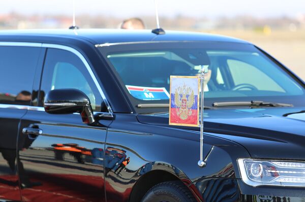 Путинова председничка лимузина у Београду - Sputnik Србија