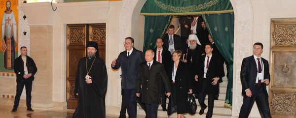 Ruski predsednik Vladimir Putin, srpski predsednik Aleksandar Vučić i Njegova svetost patrijarh srpski Irinej u Hramu Svetog Save Ruski predsednik Vladimir Putin, srpski predsednik Aleksandar Vučić i Njegova svetost patrijarh srpski Irinej u Hramu Svetog Save - Sputnik Srbija