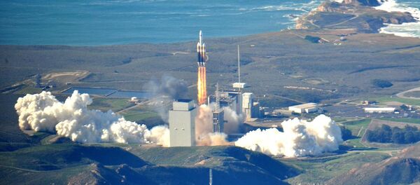 Američki špijunski satelit Delta 4 Hevi - Sputnik Srbija