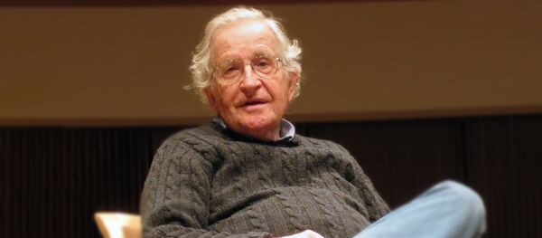 Noam Čomski - Sputnik Srbija