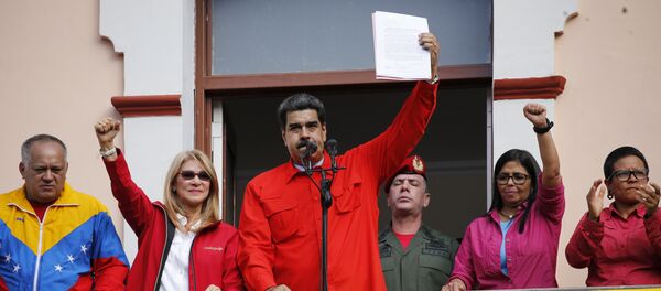 Predsednik Venecuele Nikolas Maduro najavljuje prekid odnosa Venecuele sa SAD - Sputnik Srbija