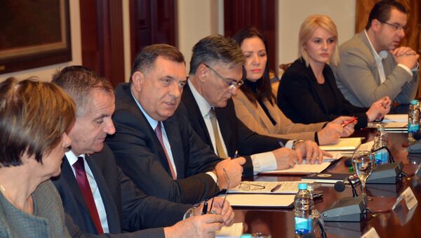 Milorad Dodik na sastanku sa predsednicima parlamentarnih političkih stranaka iz Republike Srpske - Sputnik Srbija
